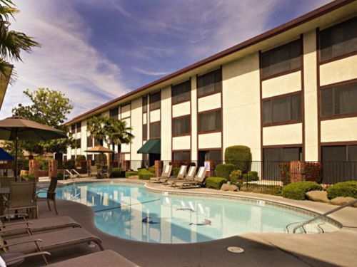 University Square Hotel Fresno Buitenkant foto